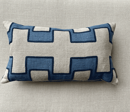 Demin Castle Battlement Lumber Cushion