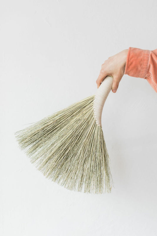 Tampico Wing Broom - Natural with Leather Hanging Strap